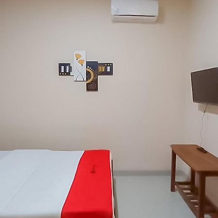 Hotel Reddoorz Syariah Near Tugu Lampu Gentur Cianjur Exteriér fotografie