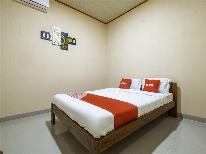 Hotel Reddoorz Syariah Near Tugu Lampu Gentur Cianjur Exteriér fotografie