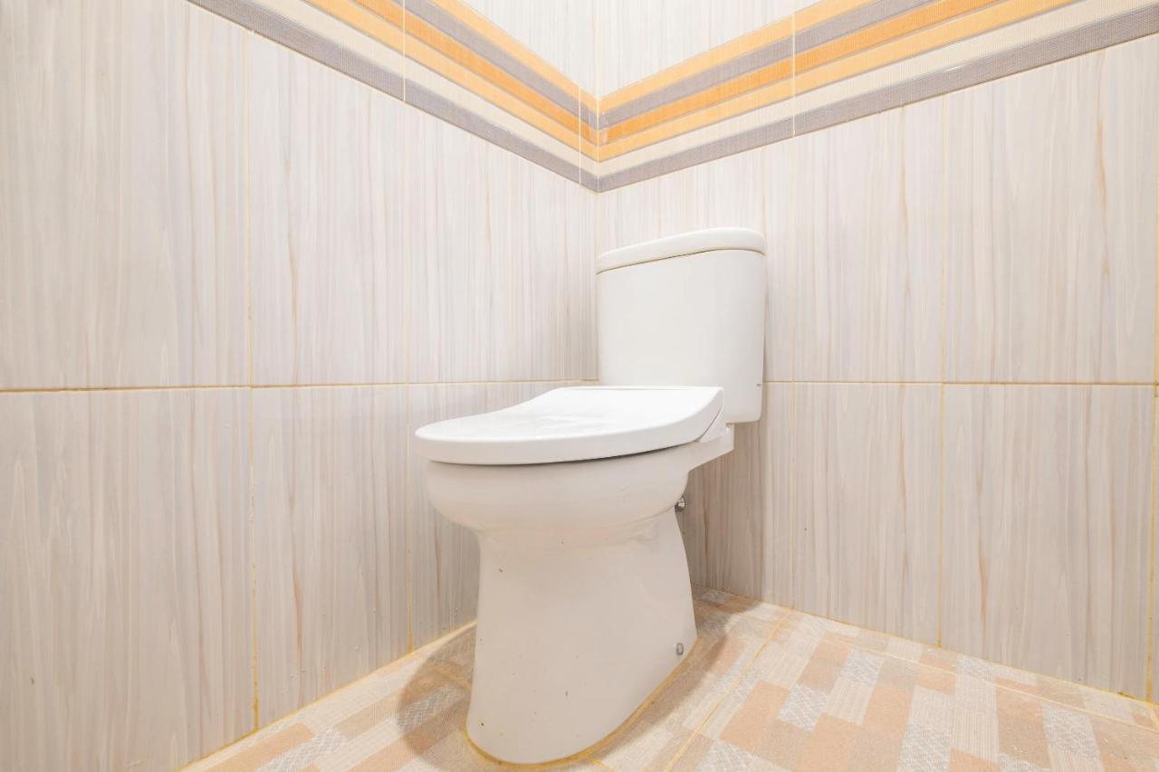 Hotel Reddoorz Syariah Near Tugu Lampu Gentur Cianjur Exteriér fotografie