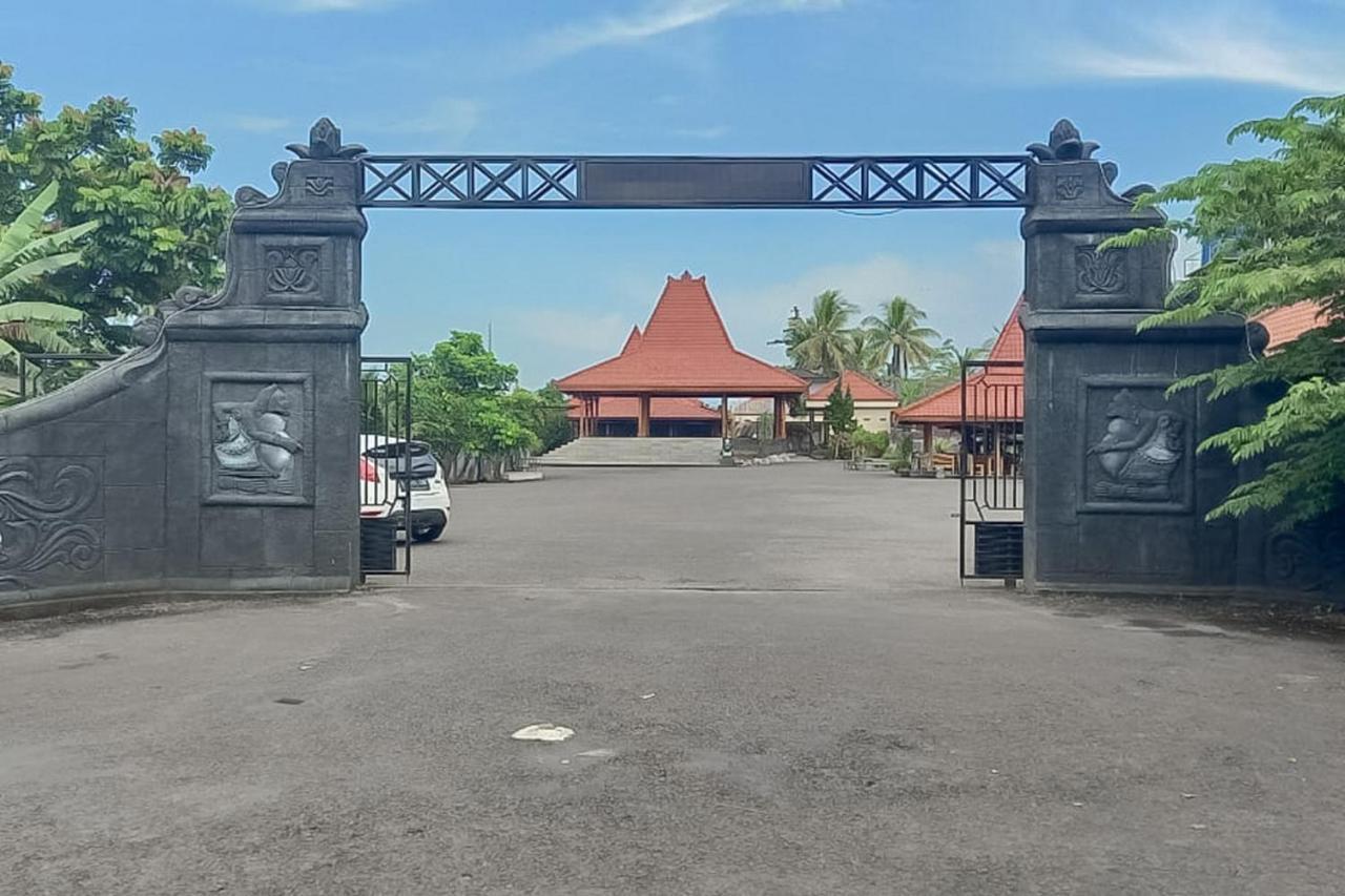 Hotel Reddoorz Syariah Near Tugu Lampu Gentur Cianjur Exteriér fotografie