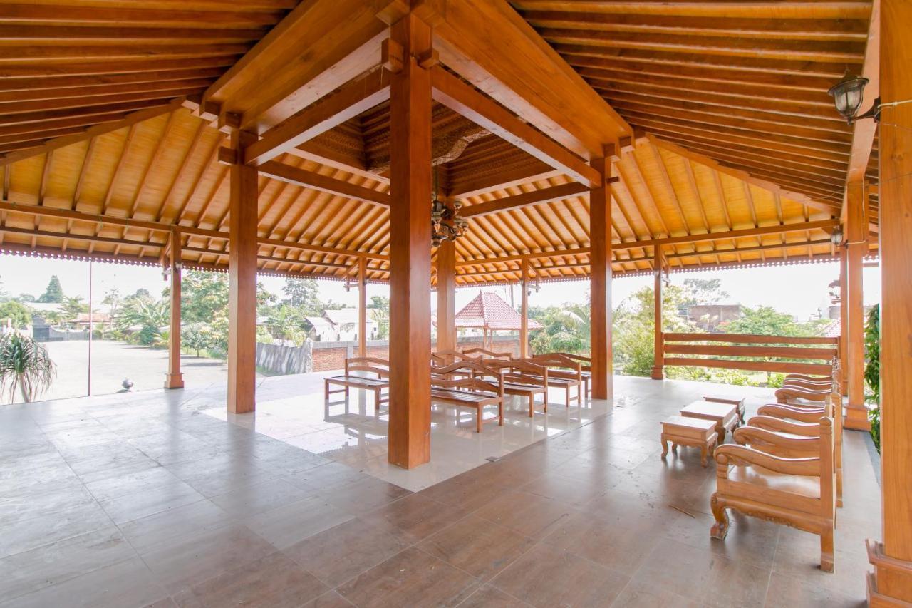 Hotel Reddoorz Syariah Near Tugu Lampu Gentur Cianjur Exteriér fotografie